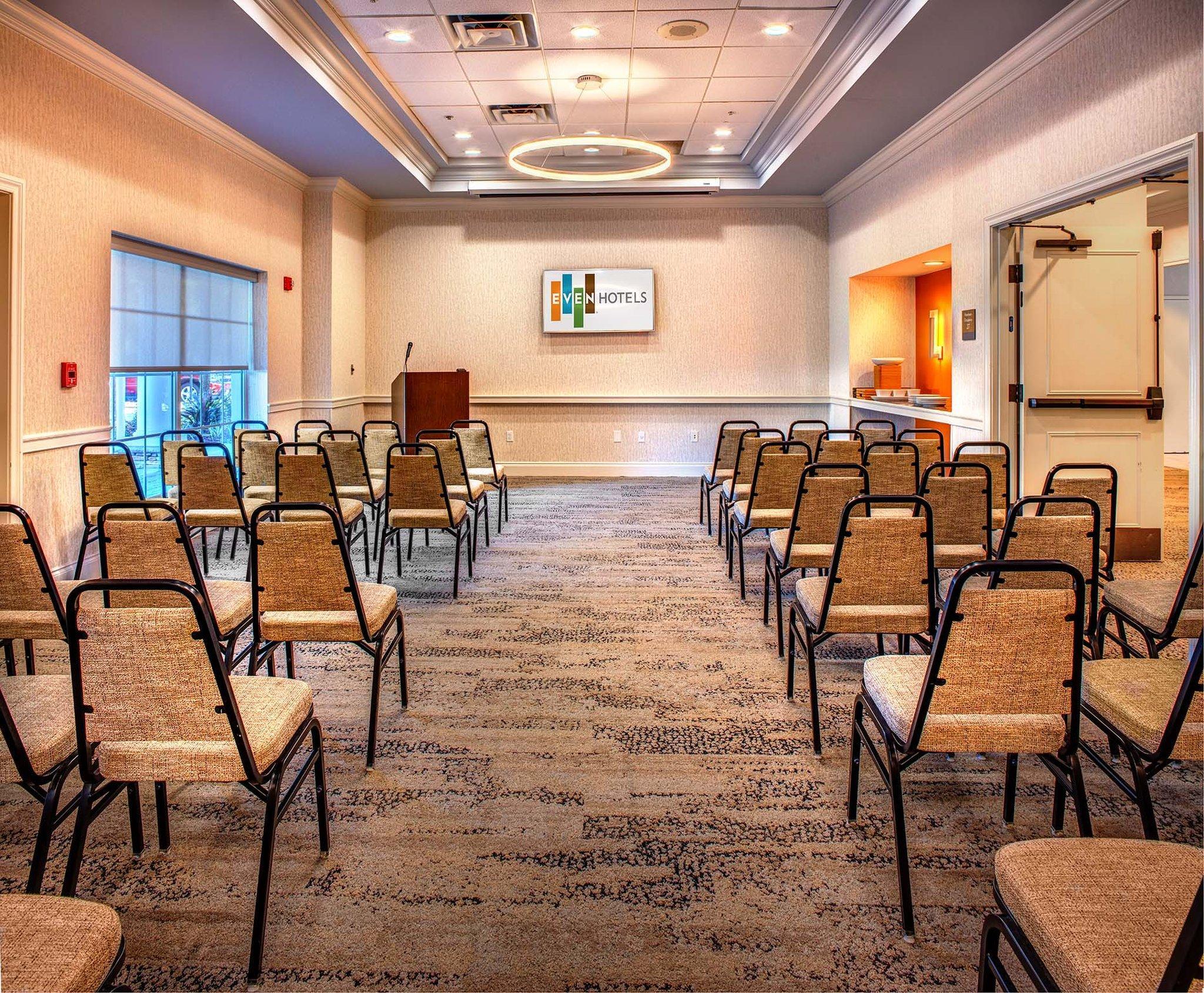 Even Hotels Sarasota-Lakewood Ranch By Ihg The Meadows Exterior photo